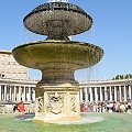 Watykan - fontanna
