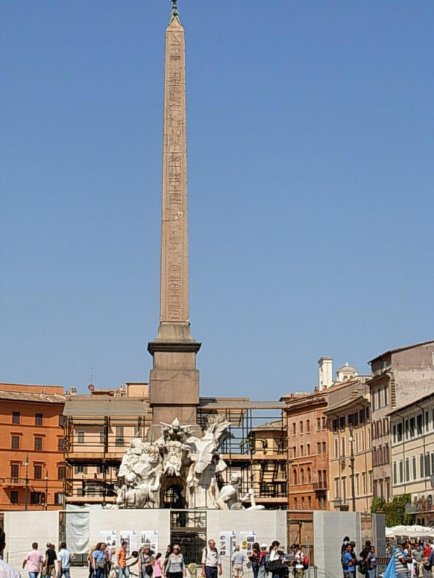 Piazza Navona - Fontanna 4 Rzek