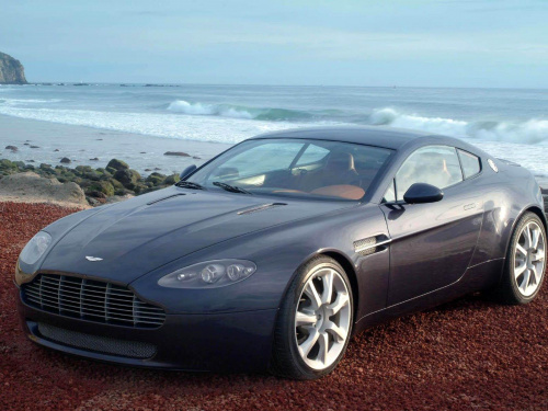 #Aston #Martin #Vantage #AMV8