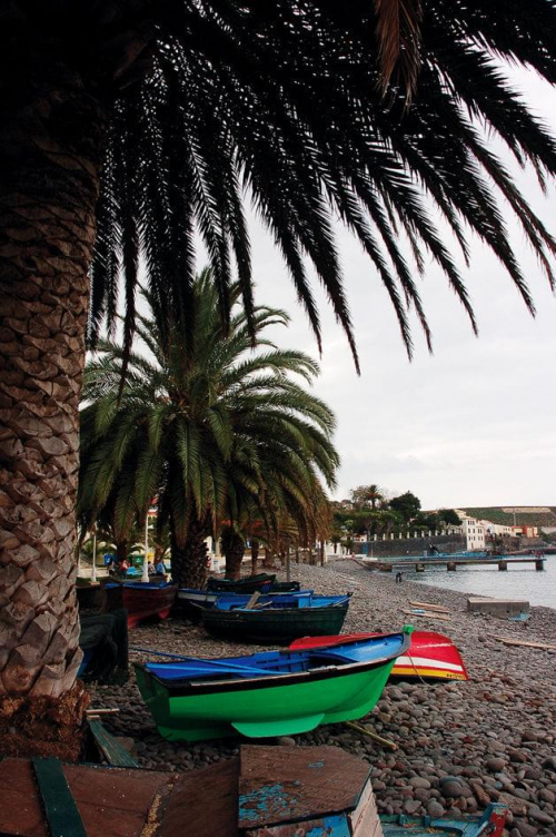 Wyspa Madera, Portugalia, #Madera #Madejra #Portugalia #ocean #łódki