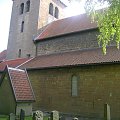 Gamle Aker Kirke, Akersveien