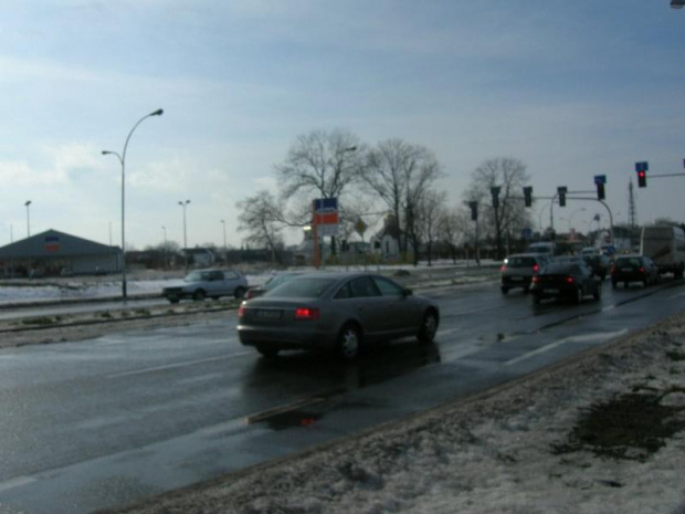 Audi A6 ( chyba LZ 21331). Mam nadzieję,że wkrótce lepsze foto...