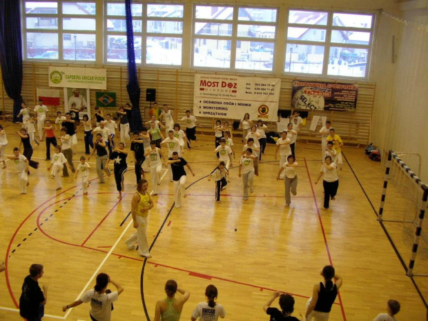 Warsztaty Capoeira Regional 9-11Luty 2007r Płock #Trening