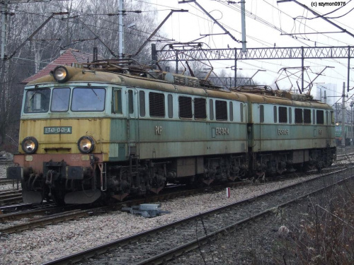 ET41-041 luzakiem po ZMK
10-02-2007 #kolej #PKP