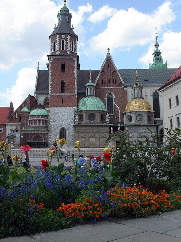 Wawel w kwiatach