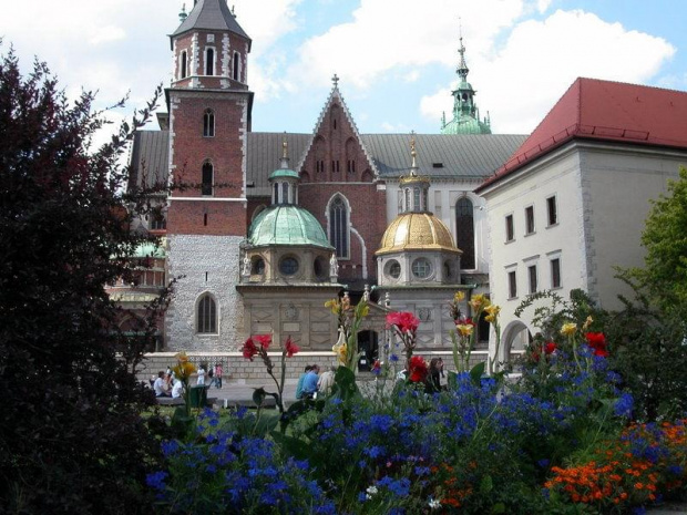 Wawel w kwiatach