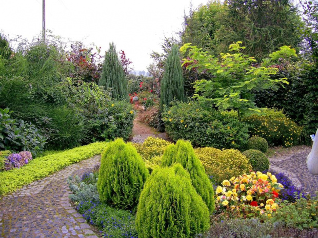 Hortulus -ogród żółto-niebieski #OGROD #ogrody #PieknoPrzyrody #CiekaweMiejsca #ZWIEDZANIE