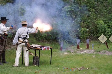 #CzarnyProch #strzelectwo #rewolwer #kowboje #CAS #Rembertów #zawody #BrońPalna #wystrzał