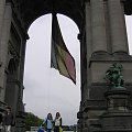 Pod wielką belgijską flagą - Bruksela - 1 maja 2006 #Ren #Loreley #Trier #Koblencja #Mosela #Bruksela #Niemcy #Belgia