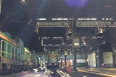 #lokomotywa #spalinowóz #stacja #lokomotywownia #kolej #kolejnictwo