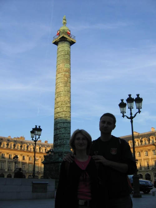 Plac Vendome - Paryż - wrzesień 2005 #Paris #Paryż #WieżaEiffla #Wersal #Luwr #SaintMalo #Chambord #Ambois #Chartres #Tours #PolaElizejskie #LeonadroDaVinci
