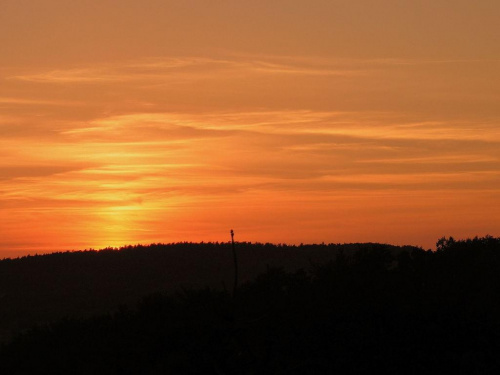 zachód słońca jak sie jedzie na Kalwarię Pacławska...